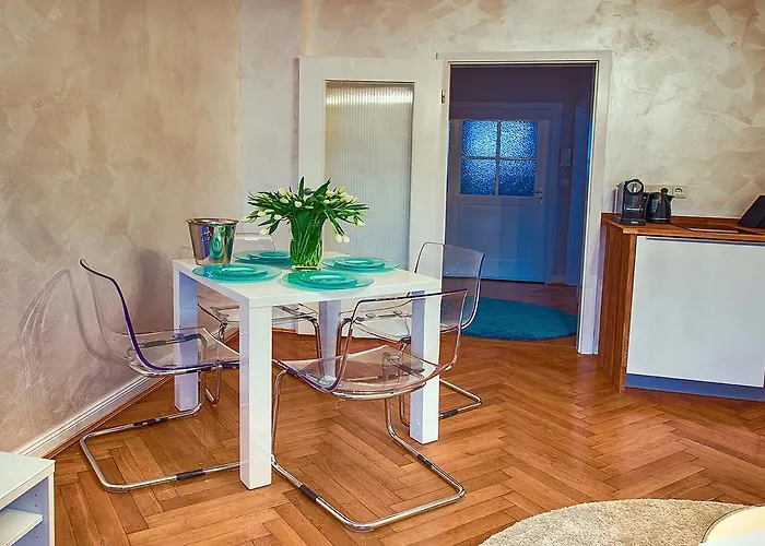 Apartment Holiday Trier City *